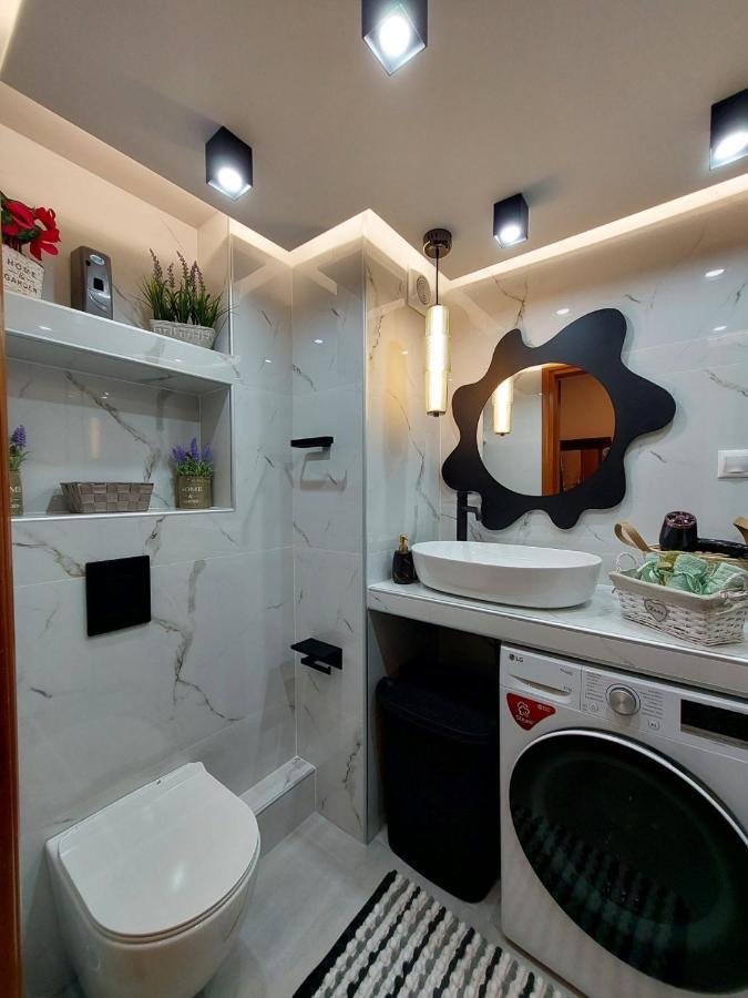 Rika'S Sea View Apartment Ханя Екстериор снимка